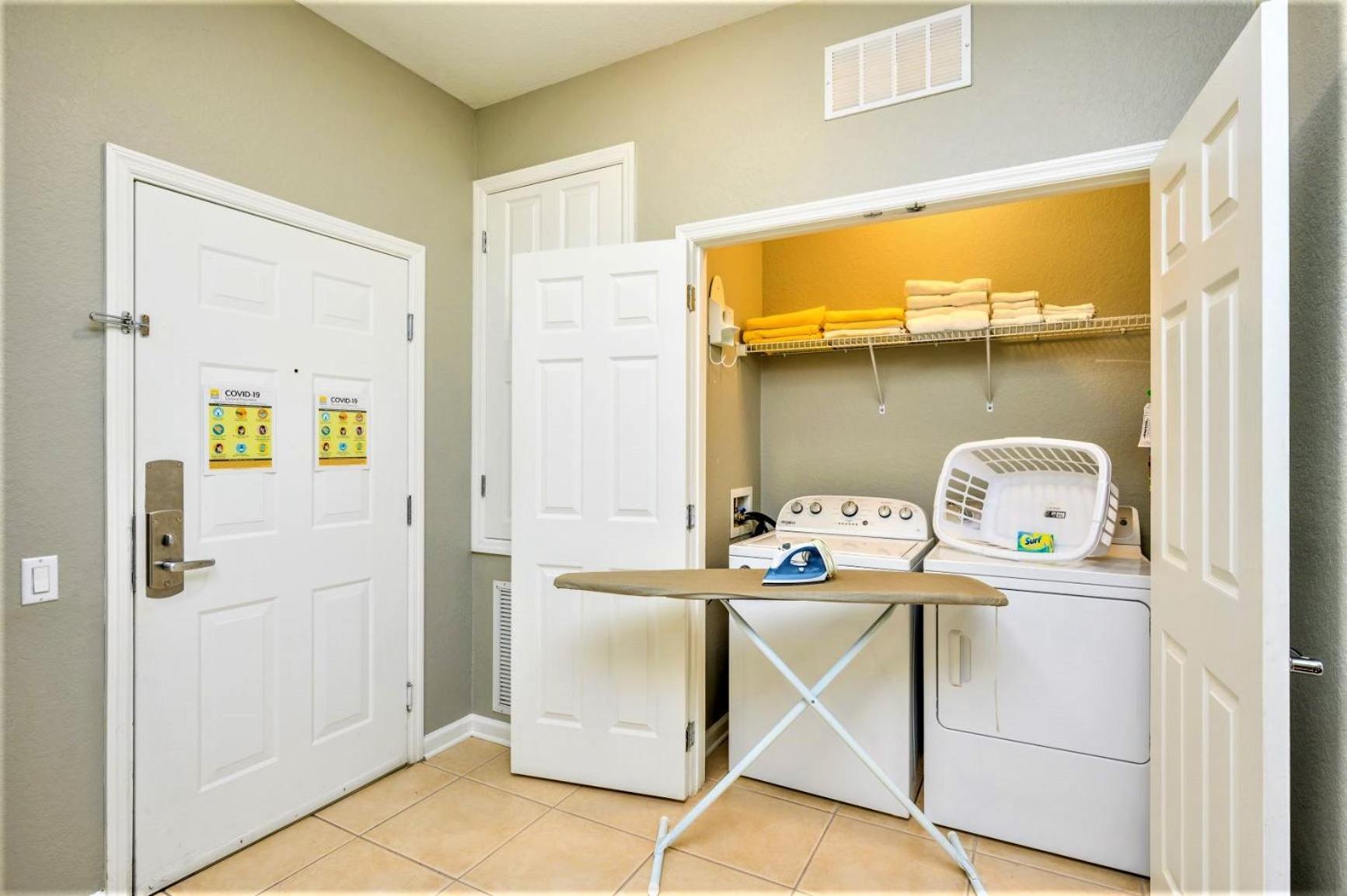 Deluxe Two-Bedroom Apartment,1612957963:JPEG