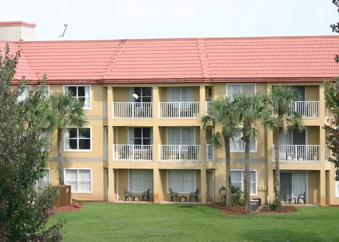 Parc Corniche Condominium Suites Williamsburg